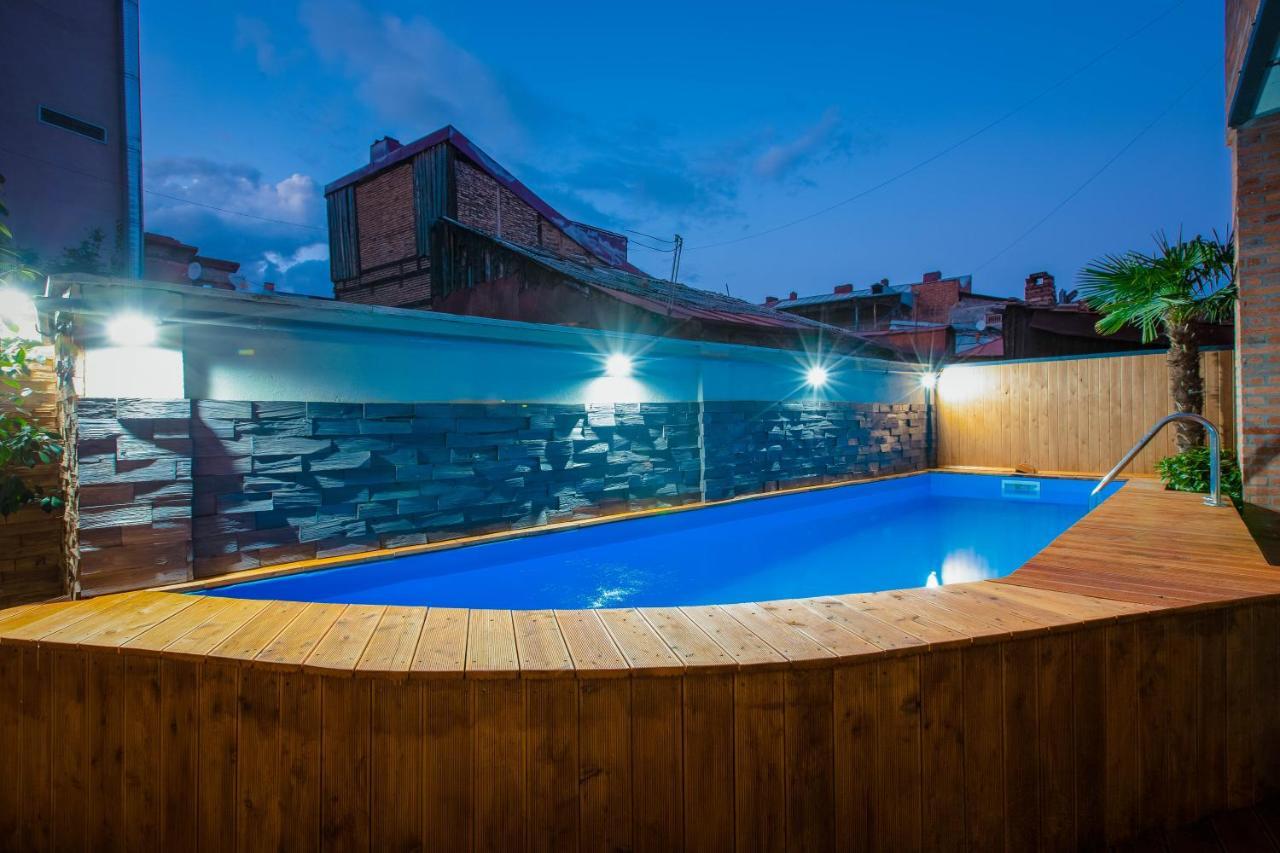 Central Gate Hotel In Heart Of Tbilisi Exterior foto