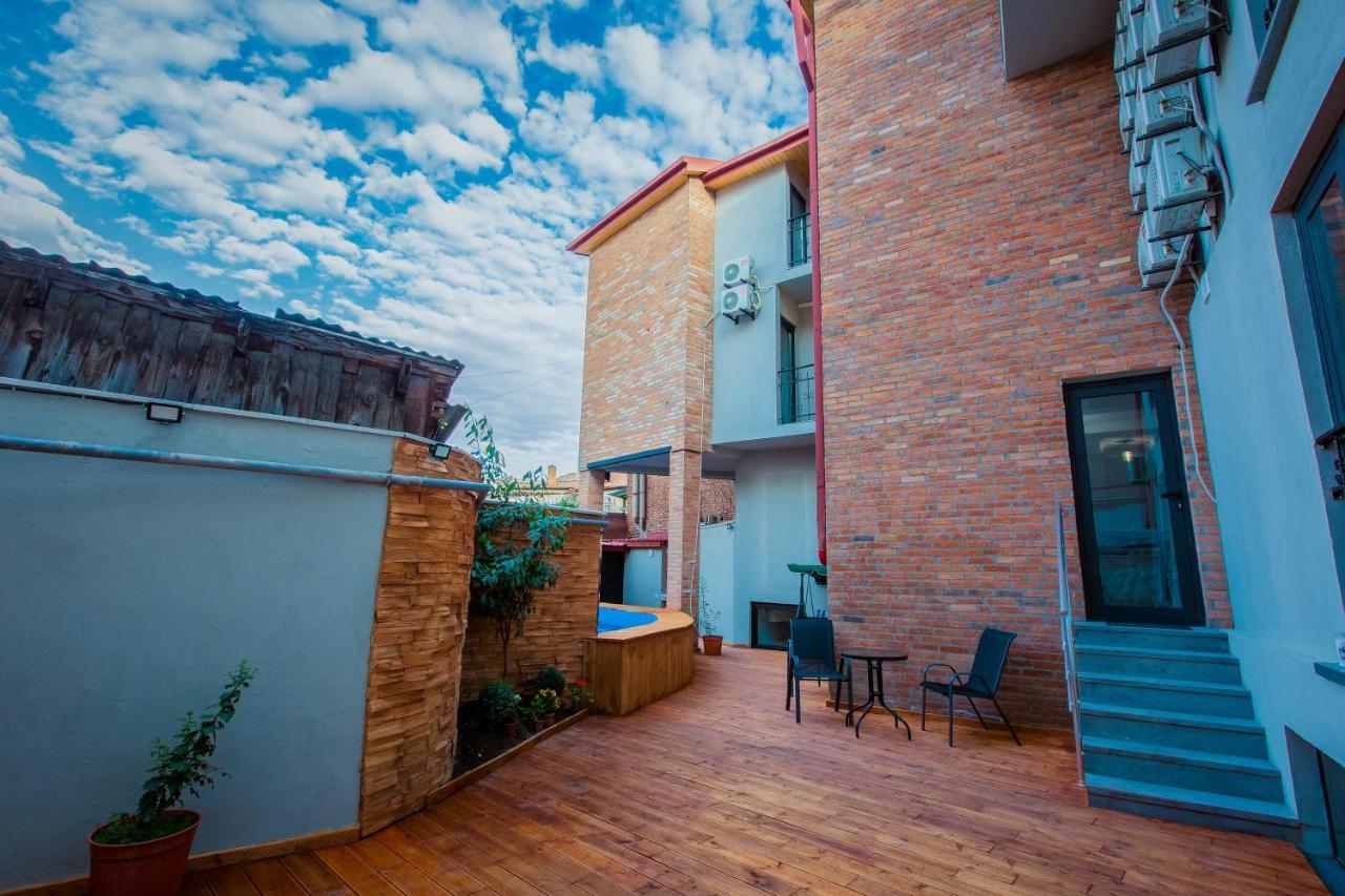 Central Gate Hotel In Heart Of Tbilisi Exterior foto